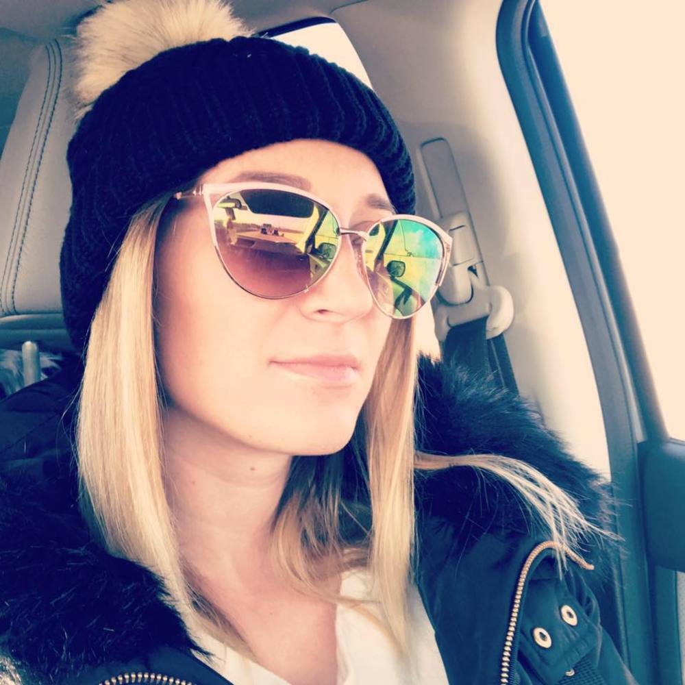 Meet your Posher, Izabela